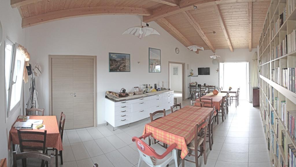 B&B S'Ena Suni Bagian luar foto
